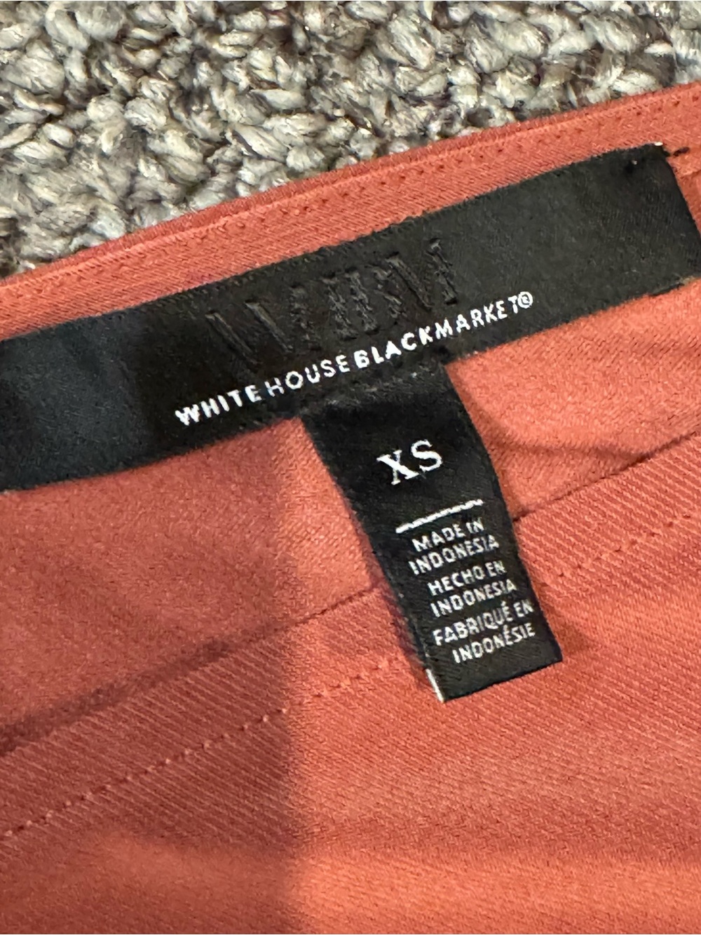 WHBM Rust Ruched V-Neck Women's Top - Picture 4 of 6